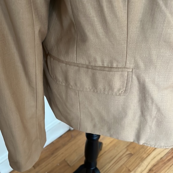Isaac Mizrahi size 16 camel blazer classic blazer NWOT - Picture 5 of 12